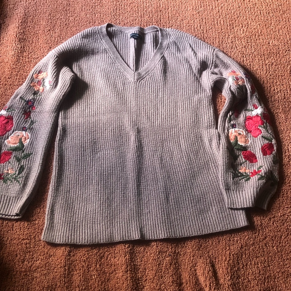AEO sweater
